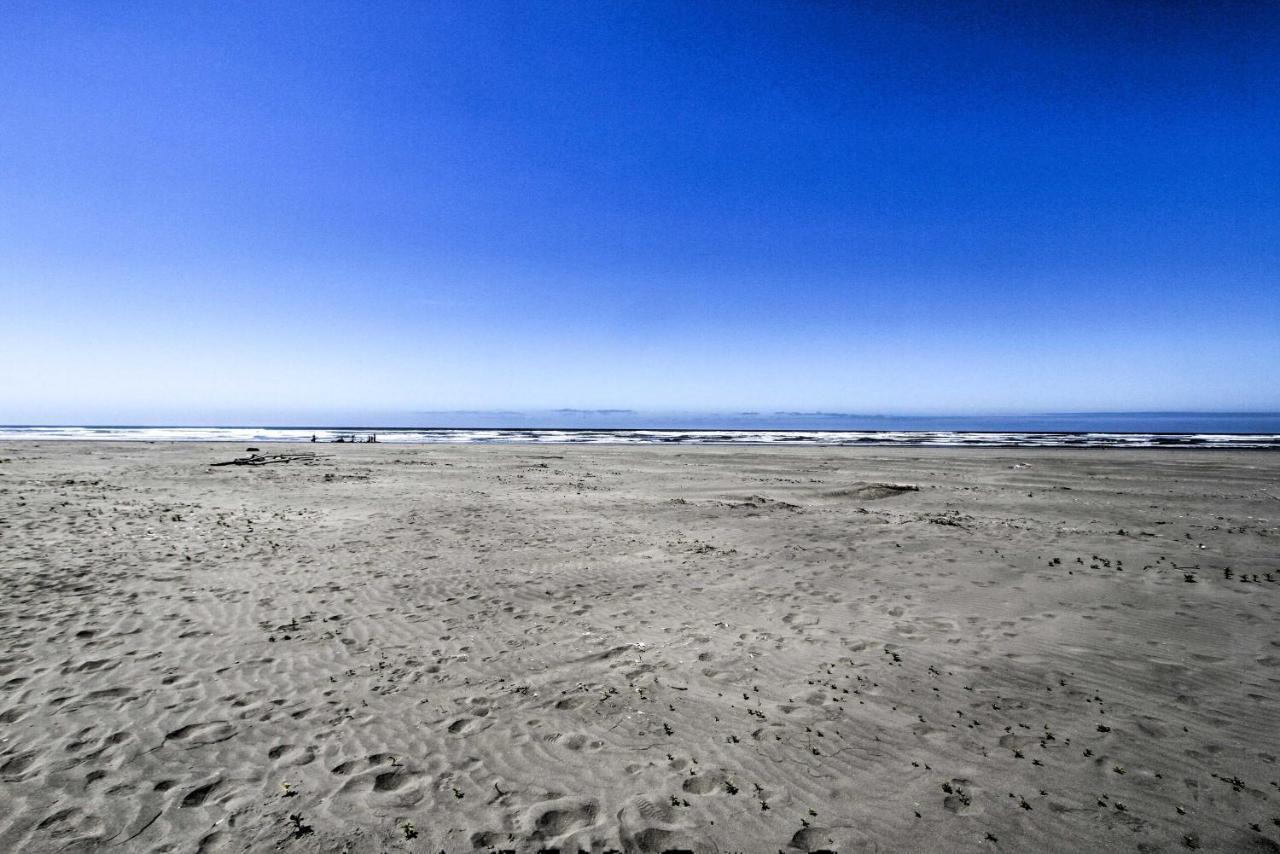 The Little Orcas- Short Walk To The Beach! モクリプス エクステリア 写真